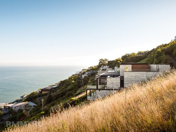 





Дом из&nbsp;бетона с&nbsp;видом на&nbsp;океан



