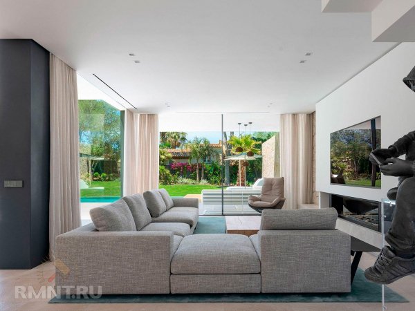 Удивительная вилла на средиземноморском побережье
 
Удивительная вилла на средиземноморском побережье