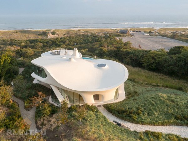 





Удивительный дом в&nbsp;космическом стиле на&nbsp;побережье



