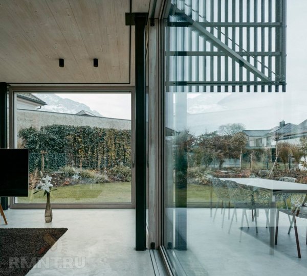 





Деревянный дом с&nbsp;уникальной крышей



