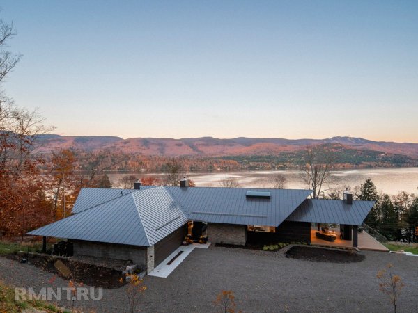 





Дом на склоне с видом на озеро



