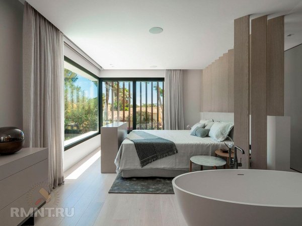 





Удивительная вилла на средиземноморском побережье



