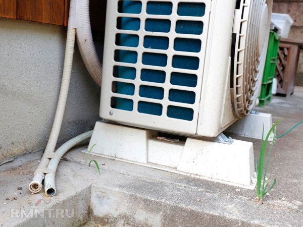 Забилась дренажная трубка кондиционера
 
Забилась дренажная трубка кондиционера