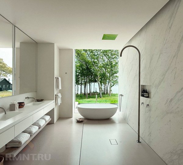 Семейный дом на побережье с минималистичным интерьером
Семейный дом на побережье с минималистичным интерьером