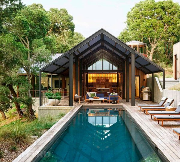 





Современное ранчо в&nbsp;дубовой роще



