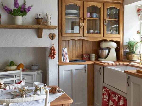 





Пять ретро-стилей, которые вновь актуальны



