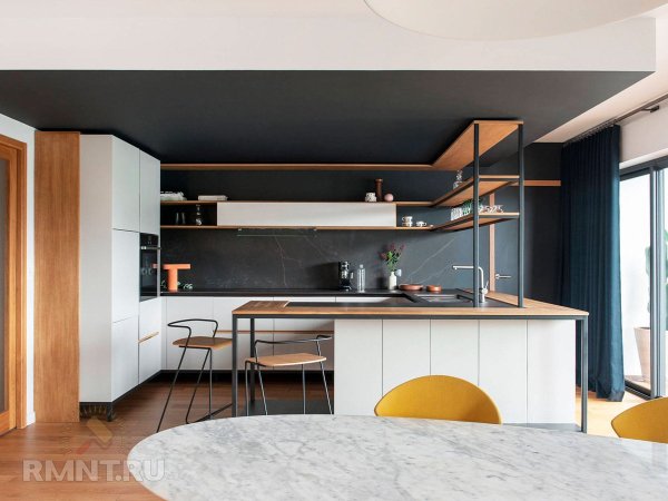 





Пять причин использовать цветной потолок в&nbsp;интерьере



