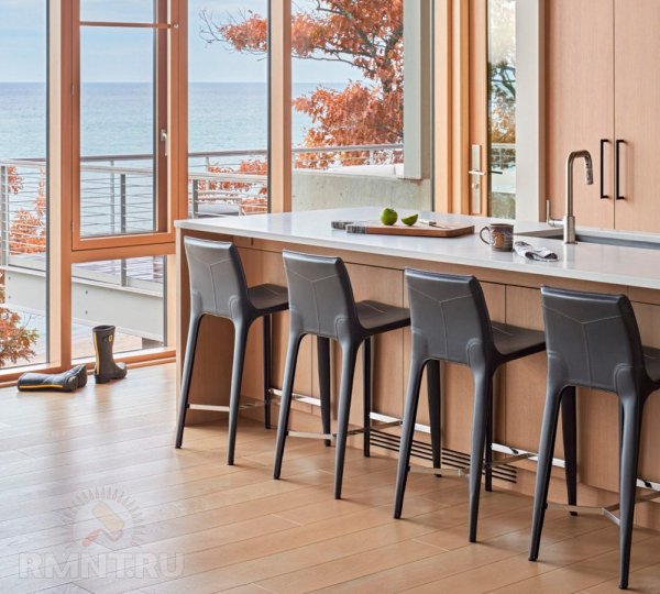 





Изумительный дом на&nbsp;пляже с&nbsp;видом и&nbsp;выходом на озеро



