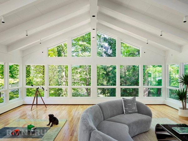 





Реконструированный семейный дом середины прошлого века



