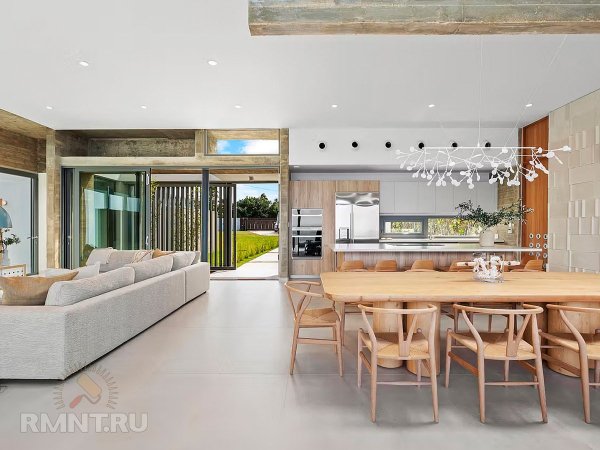 





Дом на&nbsp;утёсе с&nbsp;видом на&nbsp;океан



