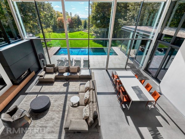 





Реконструированный дом 90-х в&nbsp;Монреале



