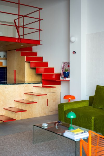 Многоуровневый лофт с индустриальной атмосферой Многоуровневый лофт с индустриальной атмосферой