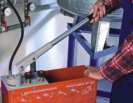 Заполнение системы отопления теплоносителем: как заполнить водой или антифризом Заполнение системы отопления теплоносителем: как заполнить водой или антифризом