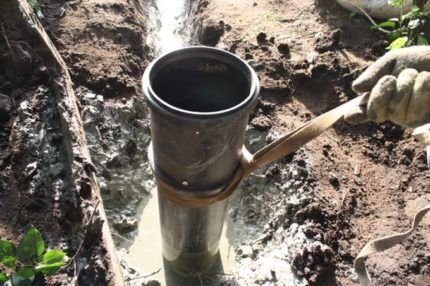 Как достать насос из скважины, если он застрял: первая помощь от профессионалов